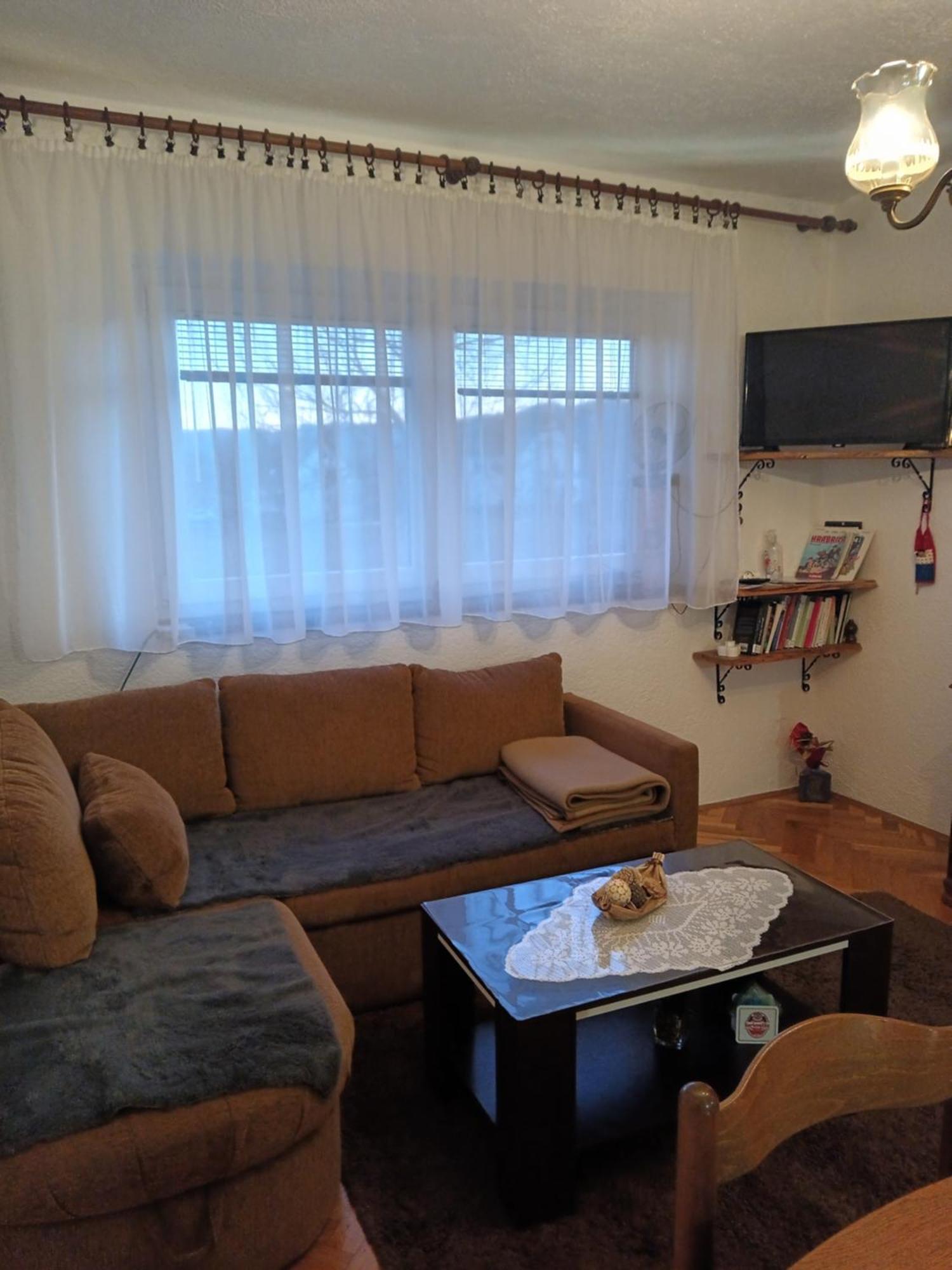 Apartman Pavelic Lovinac  Bagian luar foto